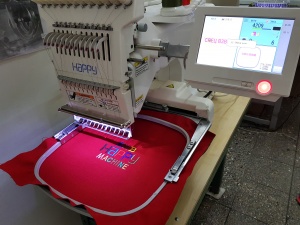 Одноголовочая вышивальная машина Happy Profi HCS2-1201-30 с устройством для вышивки на головных уборах HCBU43040-В (W) HCS 1201-30