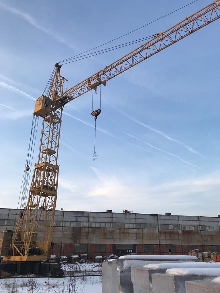 Башенные краны бу. 1а. Башенный кран tdk-10. Полноповоротный кран. Comansa 5lc5010.