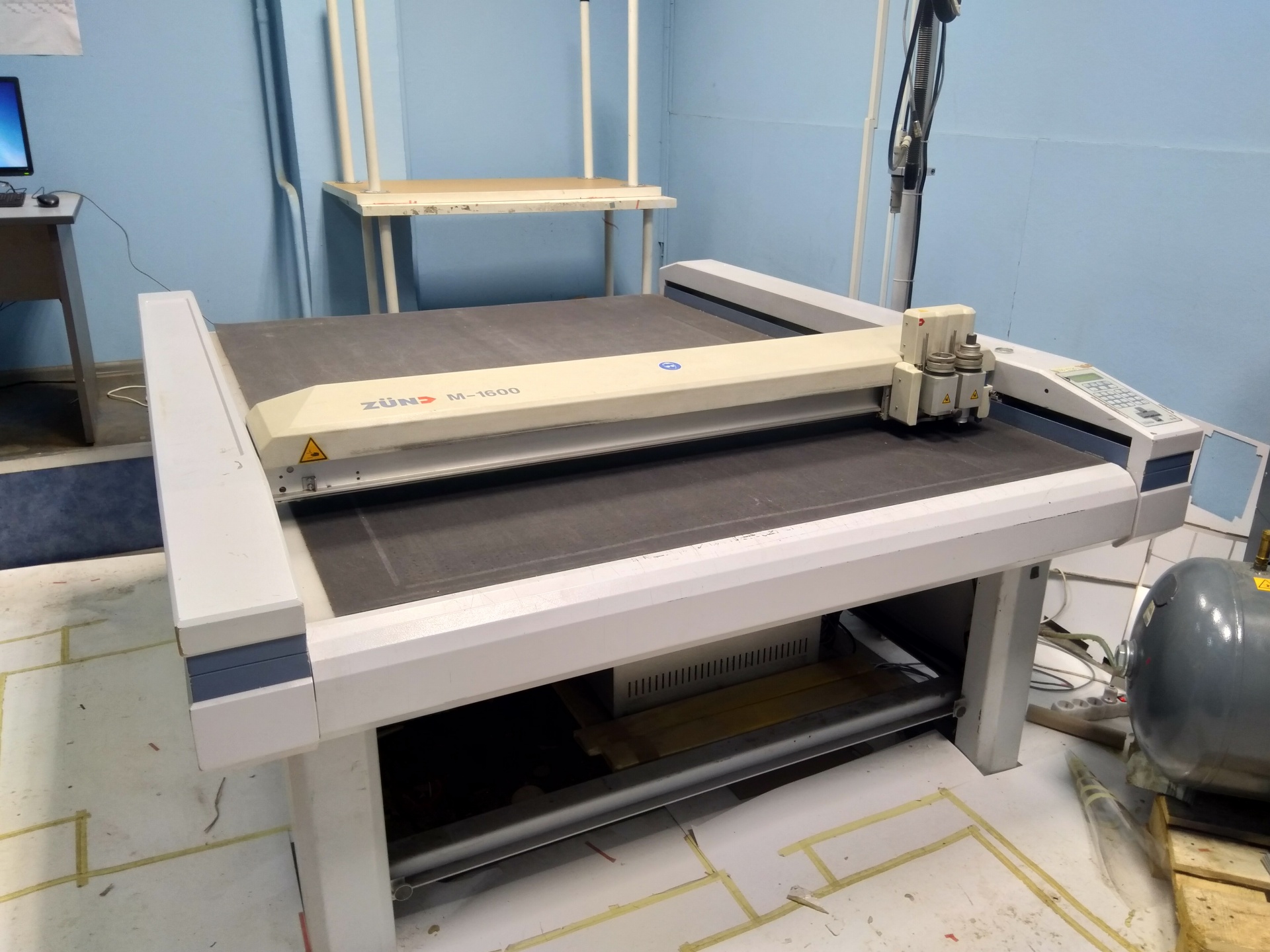 Плоттер Zund PN M-1600 купить Б/У в Москве по цене 3 500 000 руб ...