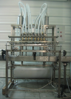 ОБМЕН Автомат розлива масла в тару до 2 литров ДА2М-8-О
