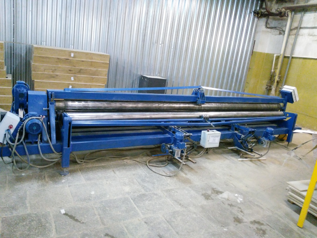 Гибочный станок для композита 4мм (листогиб) купить Б/У в Раменском по ...