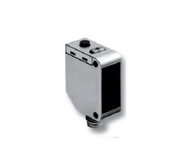 E3ZM-V81-2M Фотодатчик на цветн.метку. PNP дист. до 12 мм. кабель 2м, белый луч Omron