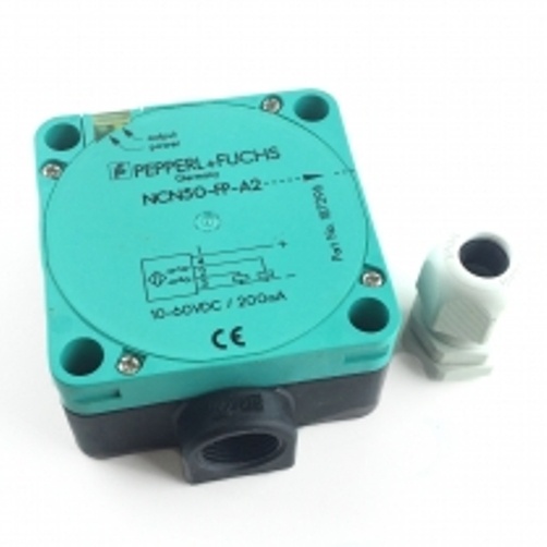 NCN50-FP-A2-P1 Индуктивный датчик PNP NO+NC, 10-60В=, 50 мм, сальник ...
