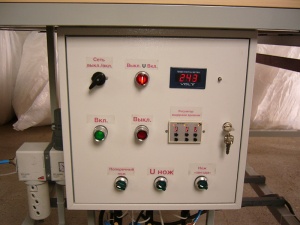 Полуавтомат для раскроя заготовок из полипропиленовой ткани для мешков биг-бэг(мкр)