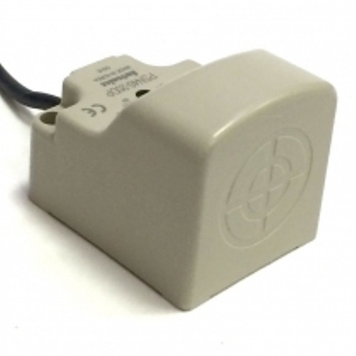 Индуктивный трёхпроводной датчик, PNP, NC, прямоугольный корпус, кабель ...