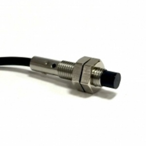 E2B-S08KN04-WP-B1 Индуктивные датчики М8 PNP NO, дист. 4 мм, кабель 2 м, Omron