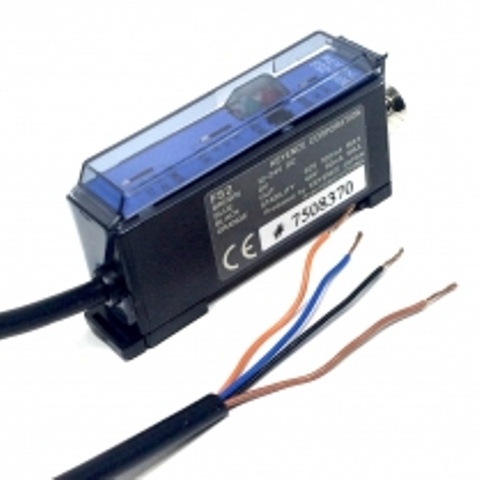 FS2-60P Fiber Amplifier, Усилитель Оптоволоконные датчики PNP NO, 12-24 VDC, KEYENCE