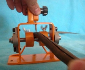 Ручной станок для разделки кабеля M-15