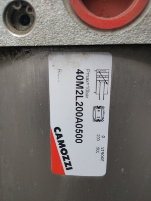 Пневмоцилиндр Camozzi 40M2L200A0500