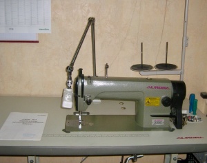 Пром. ш/м Aurora A-8700,удлиненый стол,сервомотор,лампа