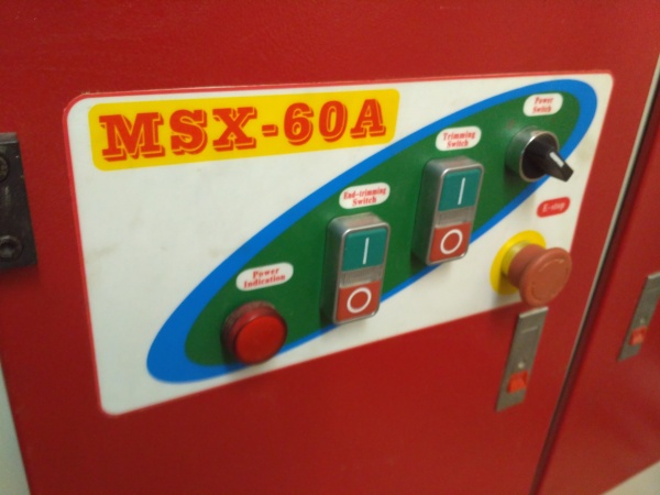 Станок для обработки свесов кромки MSX60A