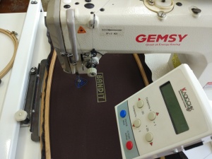 Промышленную вышивальную машину Классик