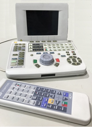 IS-600 Офтальмологический комбайн, TOPCON, укомплектованный фороптором CV-3000 и проектором знаков ACP-8