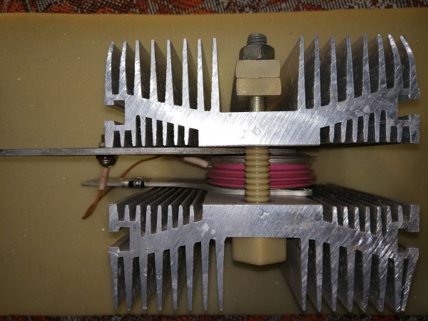 Силовой тиристор Т1000-10 413 купить в Новосибирске по цене 5 000 руб ...