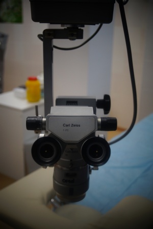 Микроскоп хирургический Zeiss Opmi 6 CFC с системой перемещения по осям X-Y