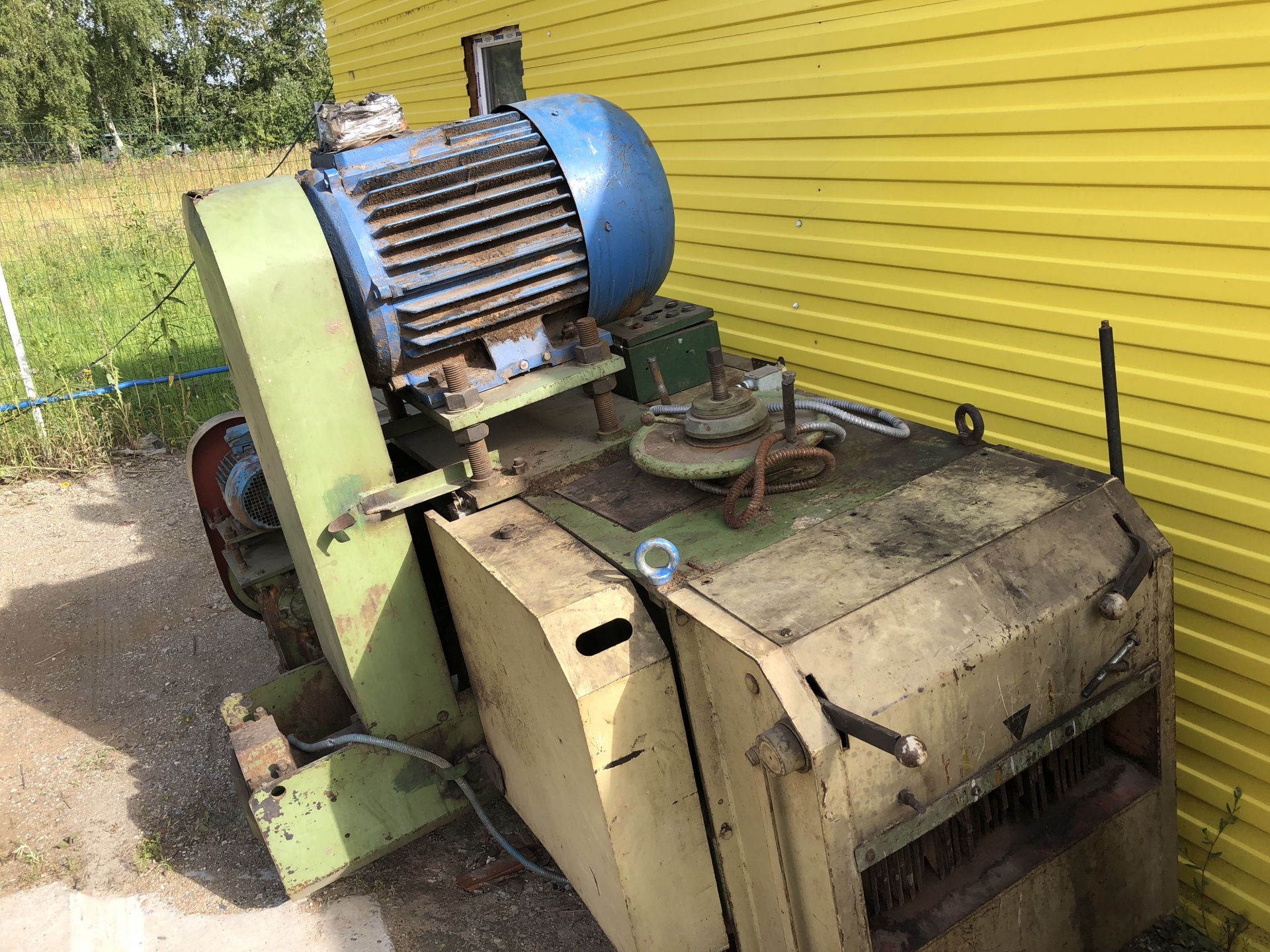 Здесь мог быть текст.