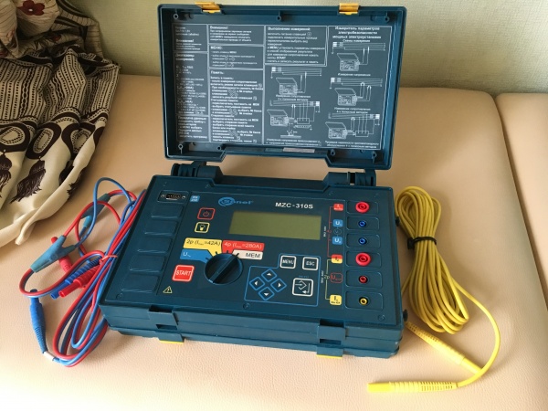 Измеритель параметров электробезопасности мощных электроустановок SONEL MZC-310S