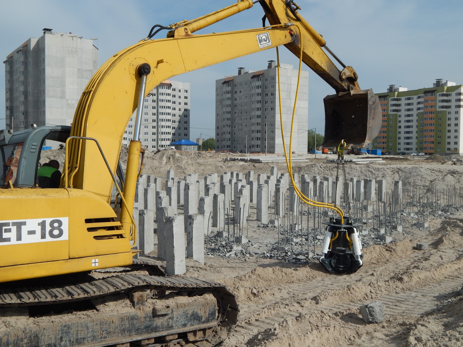 Для срубки свай гидрозуб