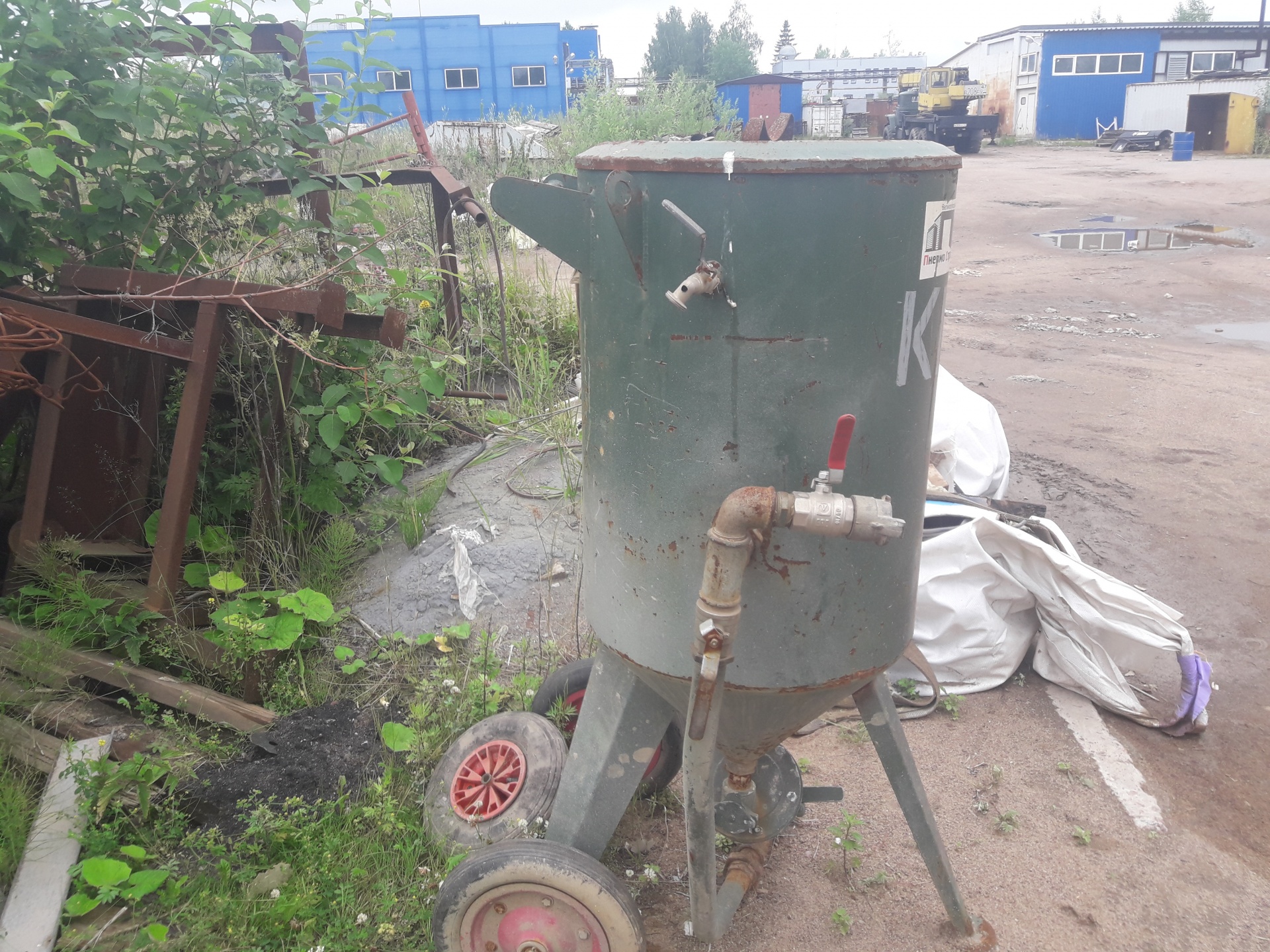 Абразивоструйная установка напорного типа купить Б/У в Киришах по цене ...