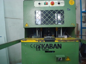 Автомат углозачистной на 3 фрезы Kaban CA 3020