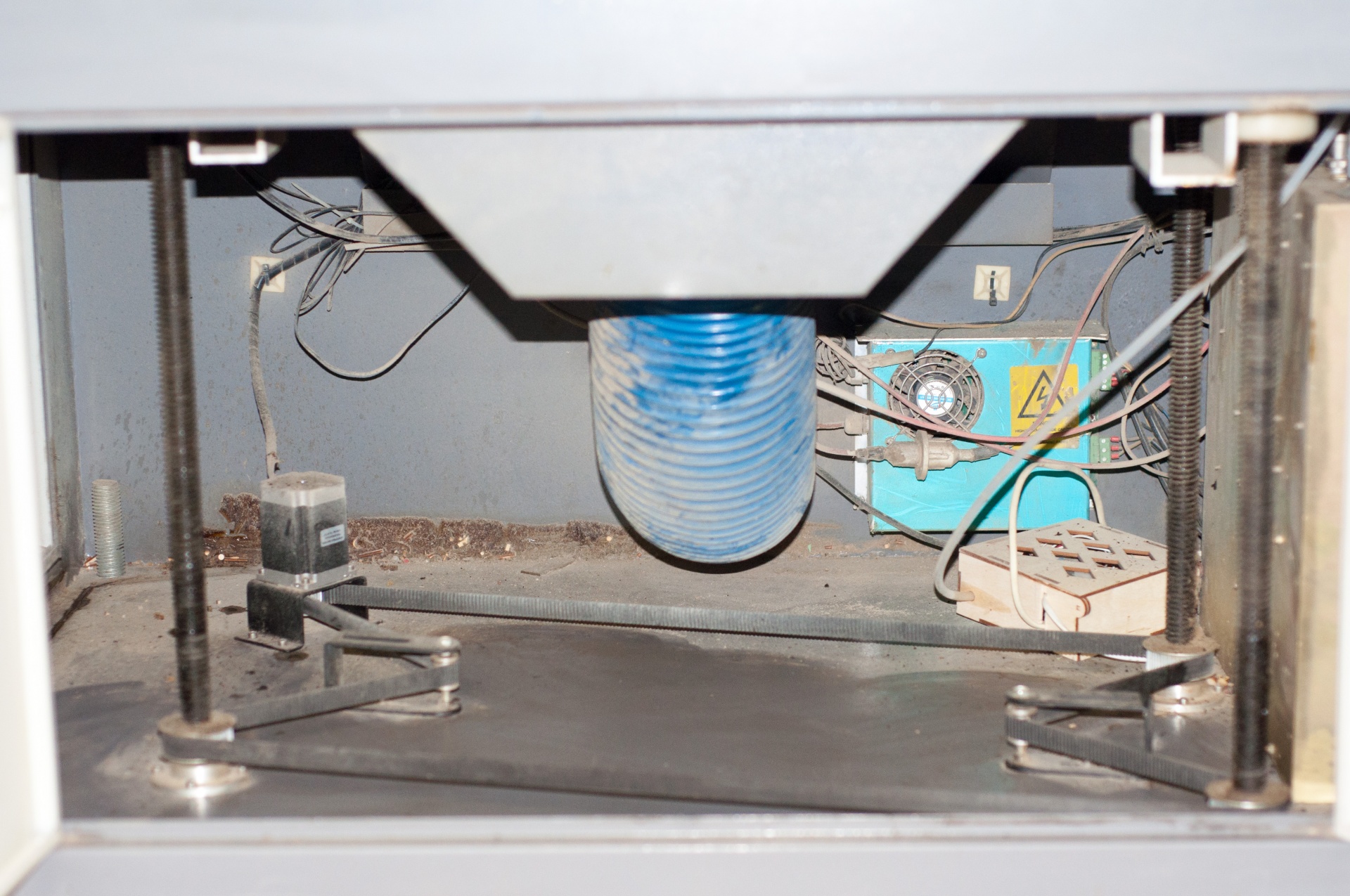 lazernyj stanok s chpu kupit v