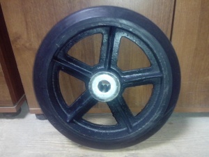 колеса большегрузные черная резина для тележек и тачек