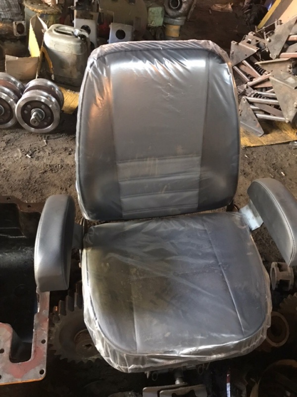 кресло в кабину (новое) купить Б/У в Челябинске по цене 7 000 руб ...