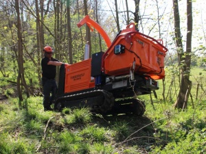 Самоходный измельчитель веток и древесины Timberwolf TW 230VTR