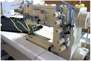 Плоскошовную швейную машину Kansai special WX-8803D