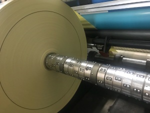 Оборудование Бобинорезательная машина Slitter Rewinder, 1600 мм Производитель Soma