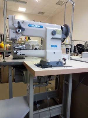 Промышленная рукавная швейная машина JUCK JK-62681-LG