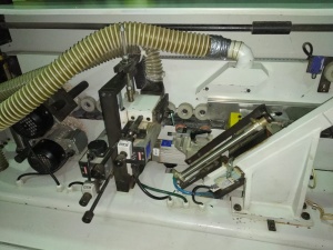 Автоматический кромкооблицовочный станок модель GRIGGIO GB 3/3м (Италия)