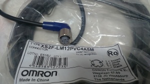 Разъём M12 с кабелем OMRON. XS2F-LM12PVC4A5M M12 Sensor Right Angle 4 Position Receptacle