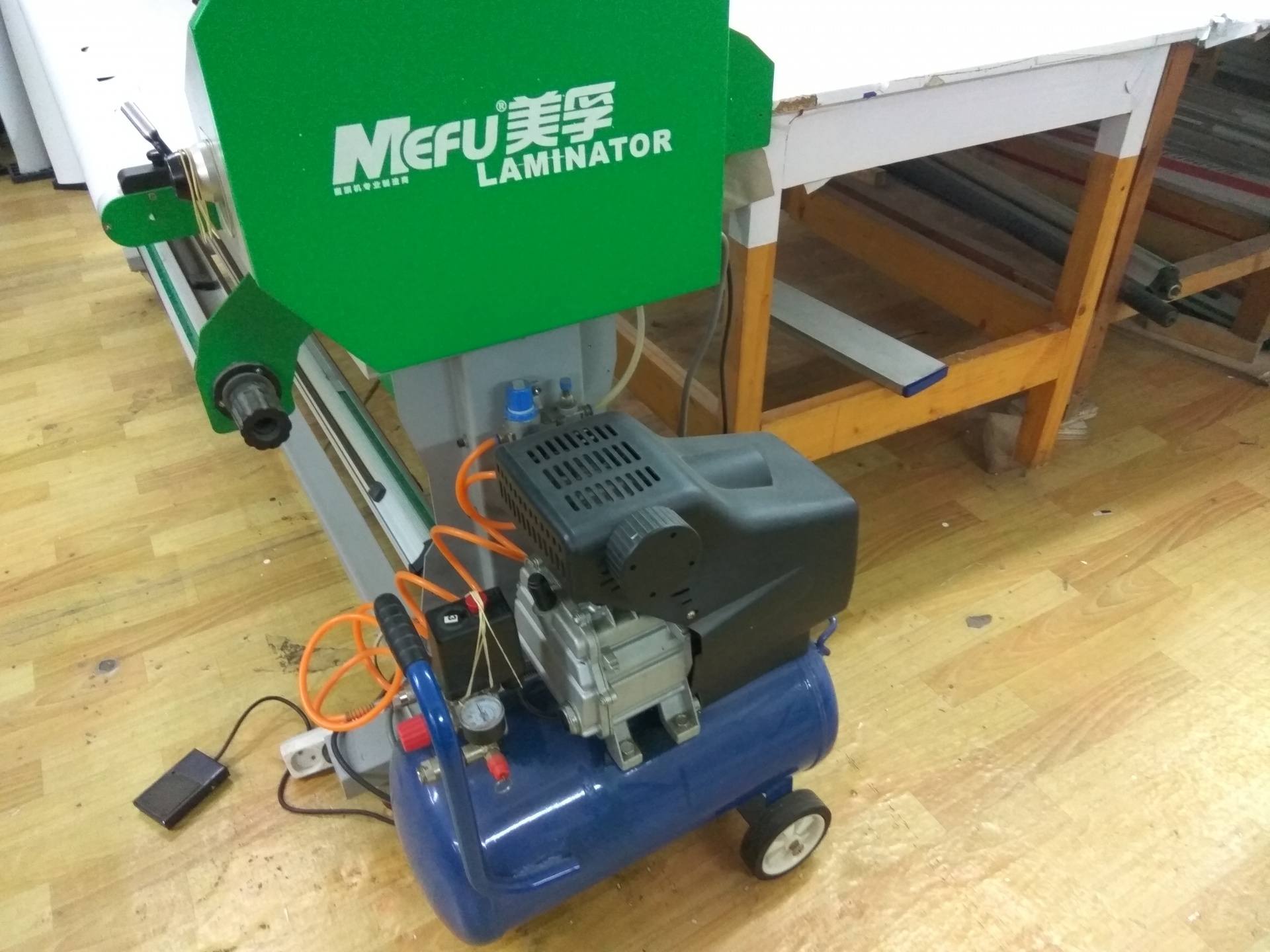 Ламинатор рулонный теплый Mefu MF1700-C1 1600мм купить Б/У в Москве по ...