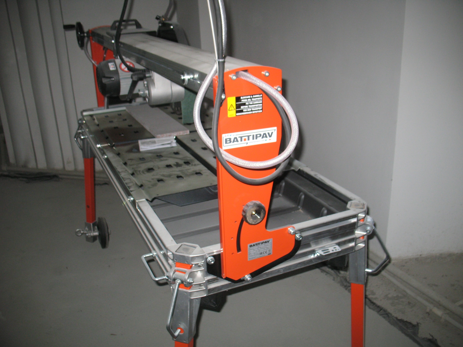 станок «achilli tag100pl». кромко облицовочный станок mb503. мобильный фрезерный станок pm4200. кромочный станок 220 advantage. станок переносной фрезерный рм 2000.