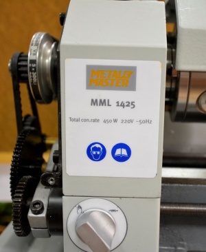 Настольный токарный станок по металлу MML 1425 V