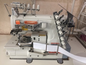 промышленную швейную распошивальную машину для окантовки