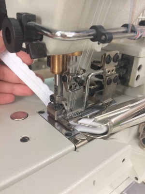 промышленную швейную распошивальную машину для окантовки