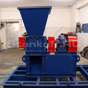 Двухвальный шредер для пластика, резины, древесины, бумаги, стекла ДШВ-мини 400