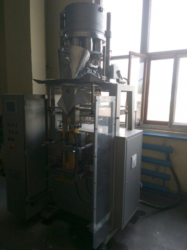 Вертикальный фасовочный автомат Volpak VE 280 для сыпучего и гранулированного продукта