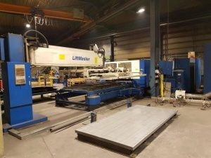 Б/у лазерный режущий комплекс Trumpf Trumatic L3030, 3kW, 1999 г.в