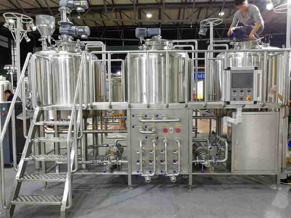 Пивоваренное оборудование производительностью от 100 литров