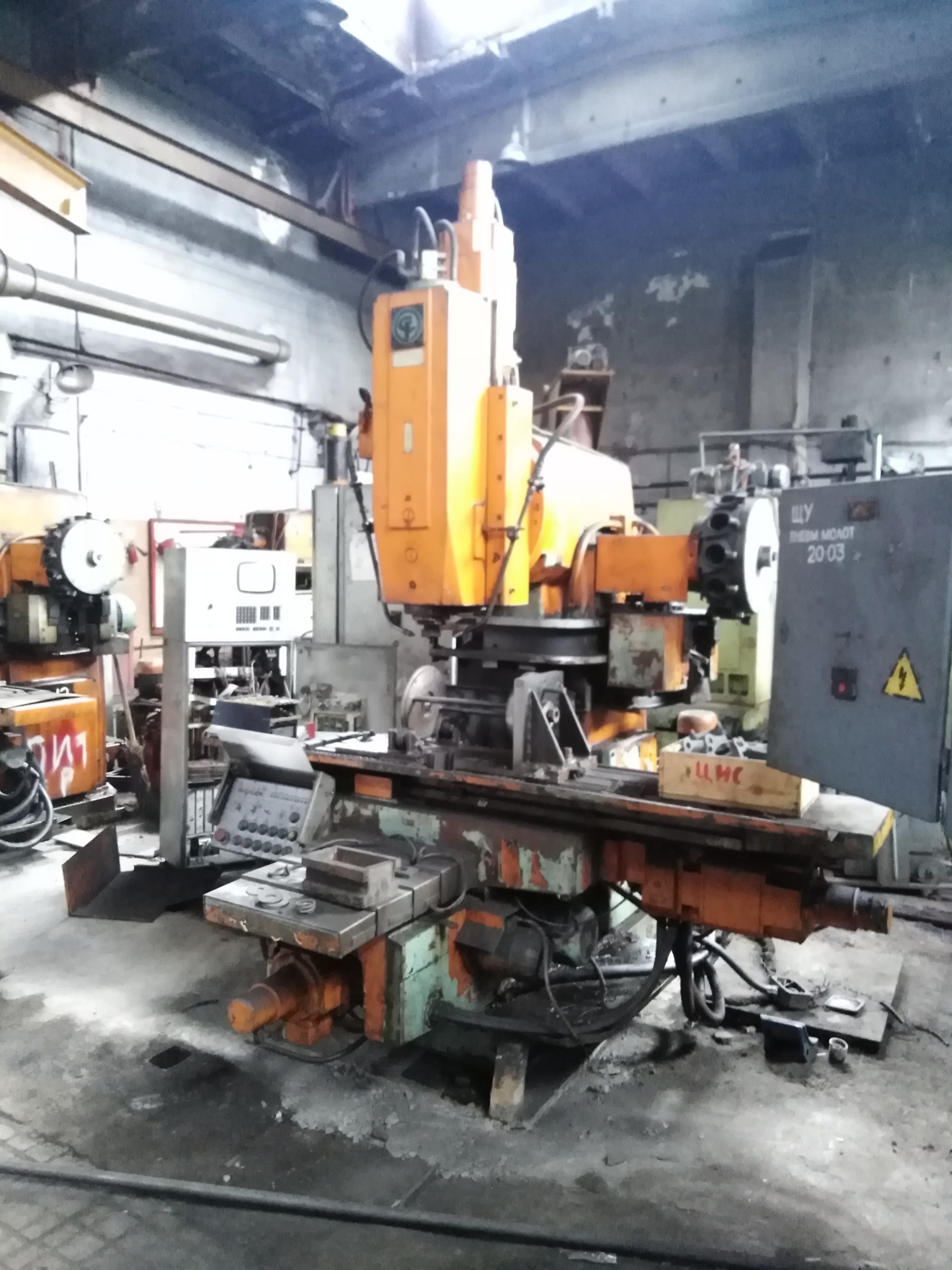 фрезерный станок ГФ2171С5 с ЧПУ купить Б/У в Таганроге - Биржа ...