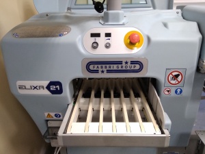 Elixa 21, автоматический упаковщик в стрейч-плёнку