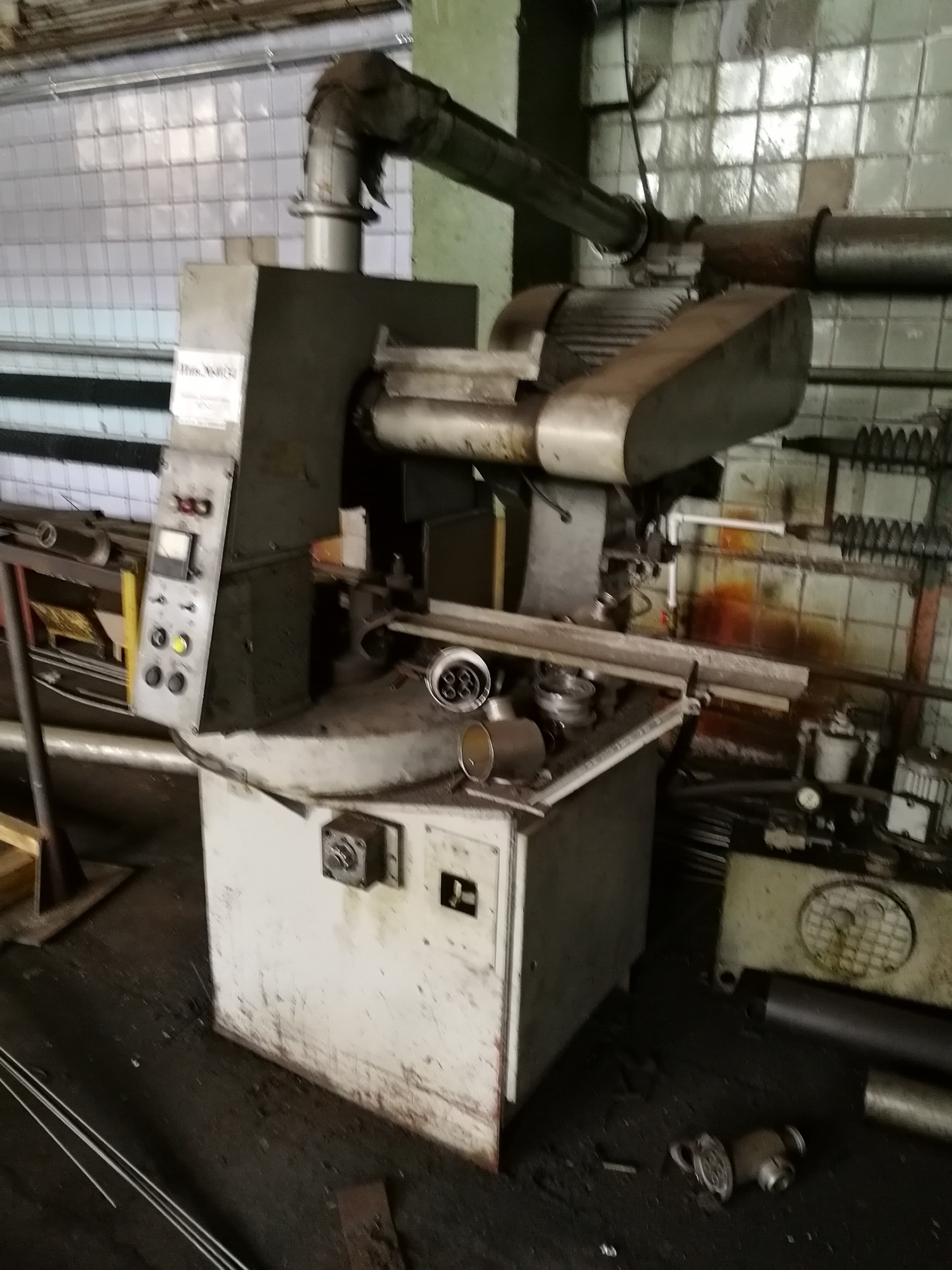 станок для резки кабель каналов