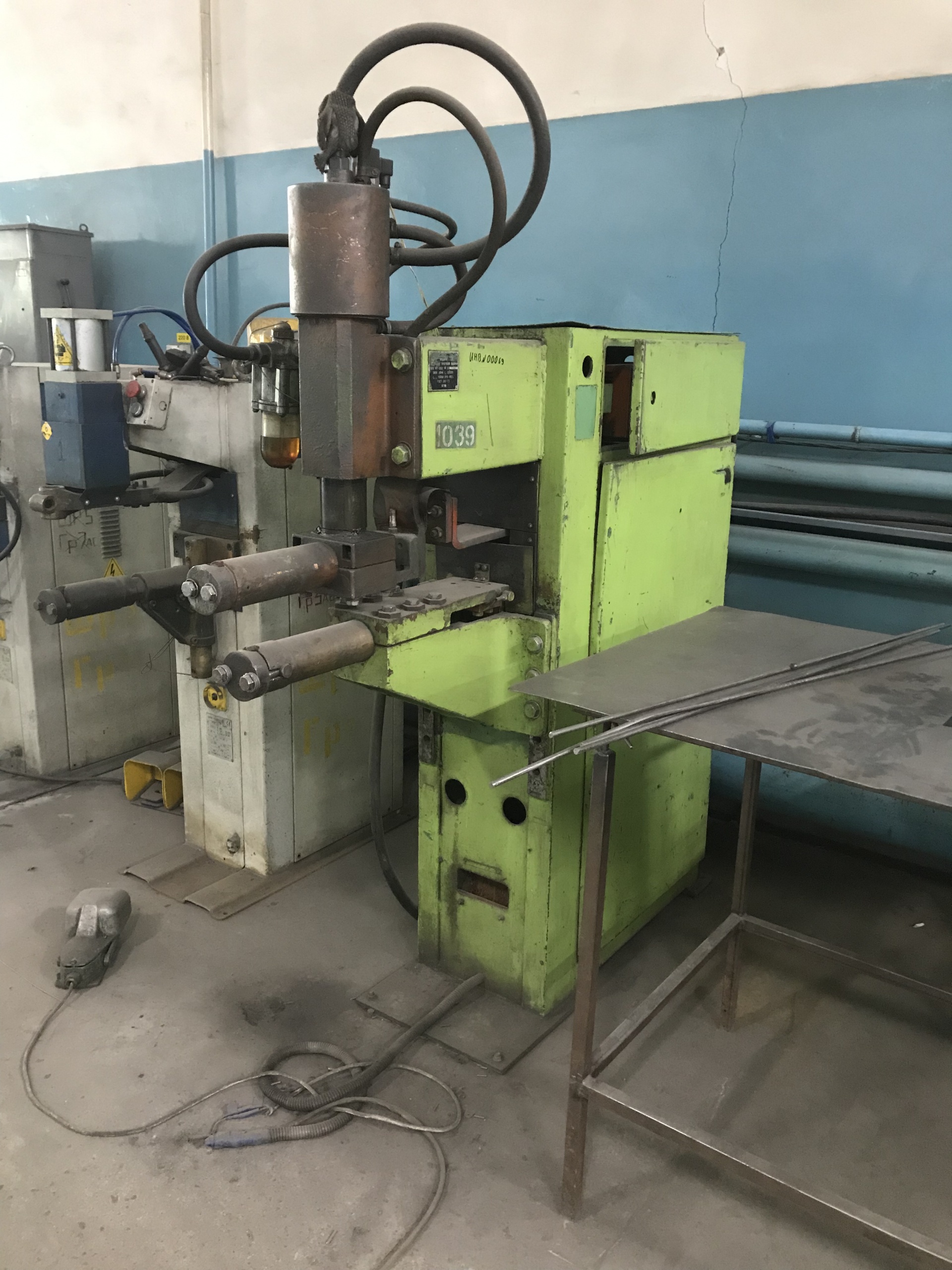 mashina kontaktnoj svarki mt 1222 kupit