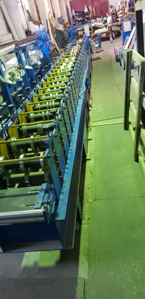 Оборудование по прокату металлической водосточной системы прямоугольного сечения