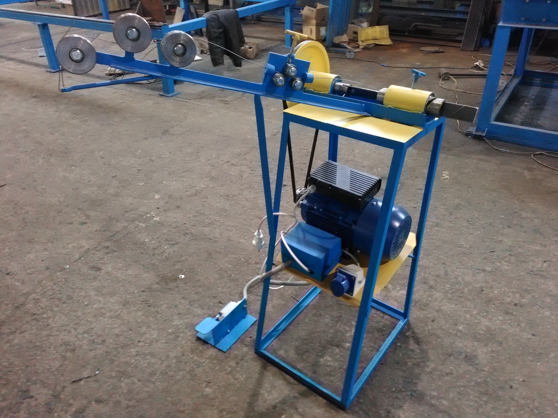 Станок для производства сетки. 220. Станок для сетки рабицы с автоматикой управлением си8. Станок для производства сетки. Станок для производства рабицы сс2300.