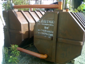 Оборудование для изготовления пластиковых объёмных изделии, ёмкостей (Россия)