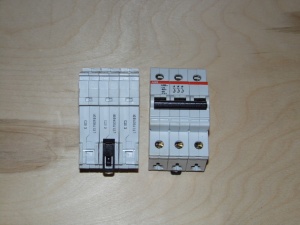 Выключатель автоматический трехполюсный ABB S233R C10-3